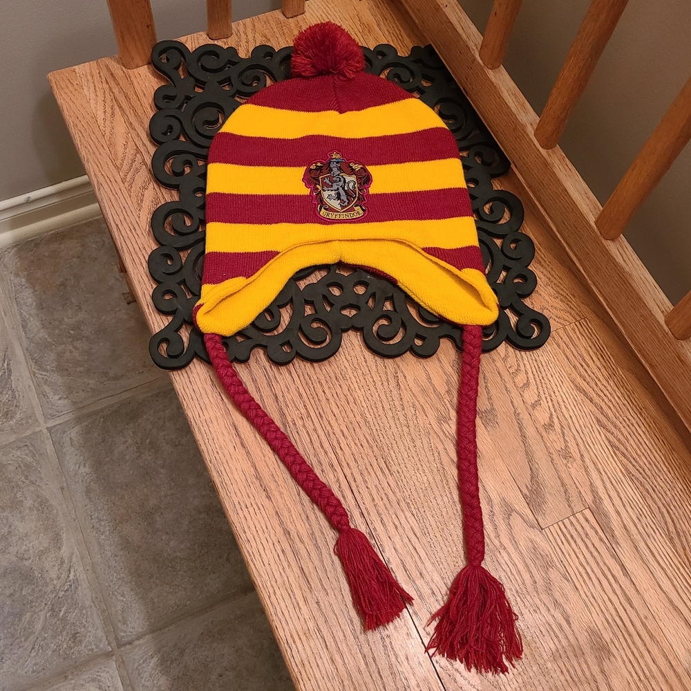 Gryffindor Knit Pom Pom Beanie hat